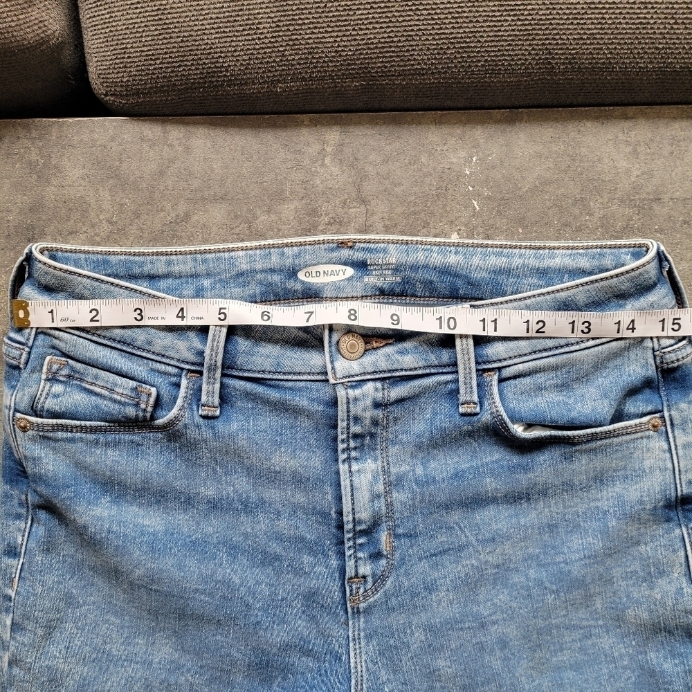 Old Navy Rockstar Jeans - Picture 6 of 6